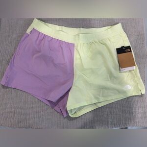 North Face Wander Shorts